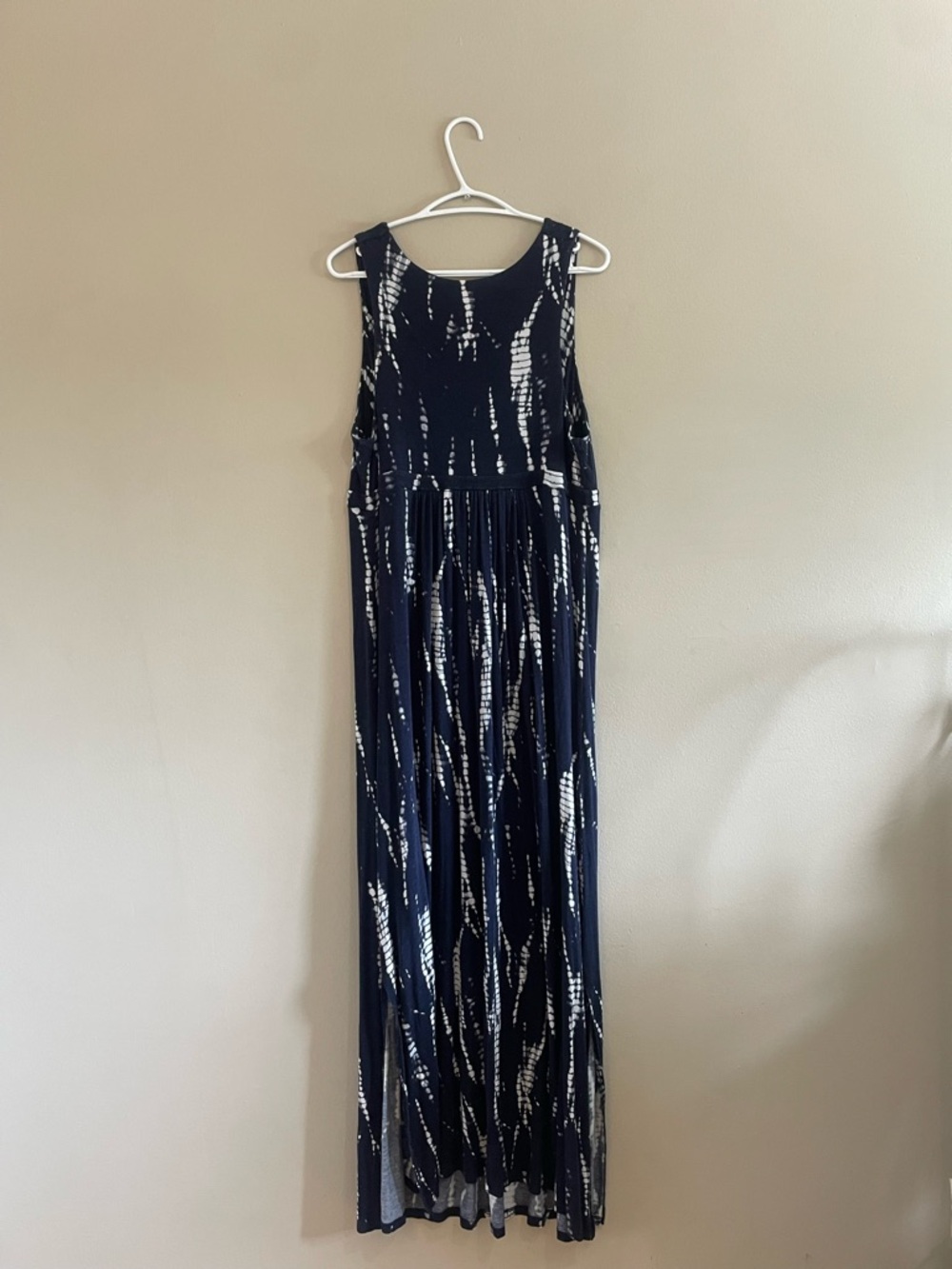 Navy & White Tie-Dye Sleeveless Maxi Dress – Size XL GUC - Picture 9 of 12